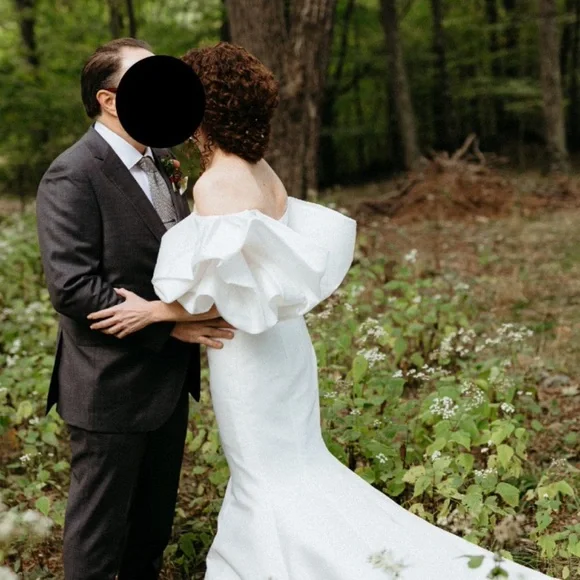 Monique Lhuillier “Admire” Silk Mikado Off-Shoulder Trumpet Gown